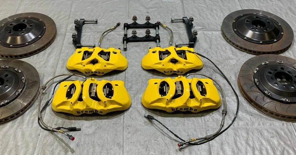 Brembo Yellow 6-Piston Kit — view 9