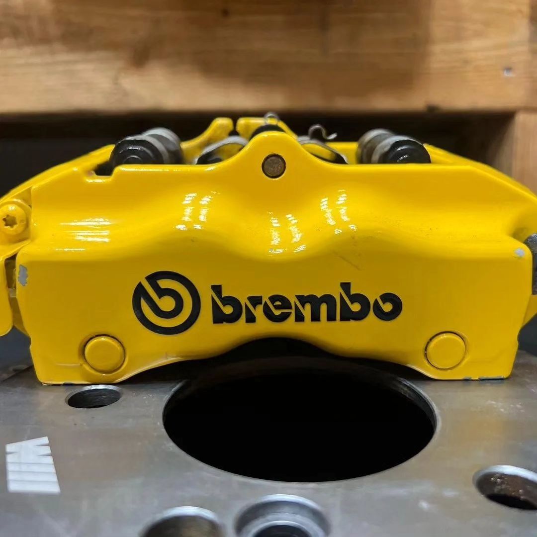 Brembo Yellow 6-Piston Kit — view 5