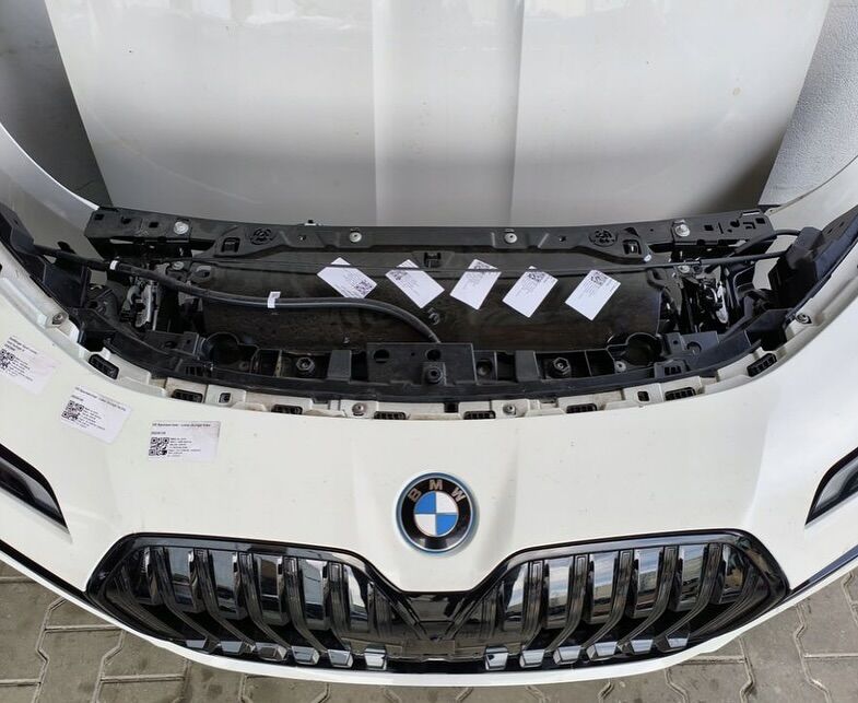 BMW X7 Crystal LED Headlights — view 2
