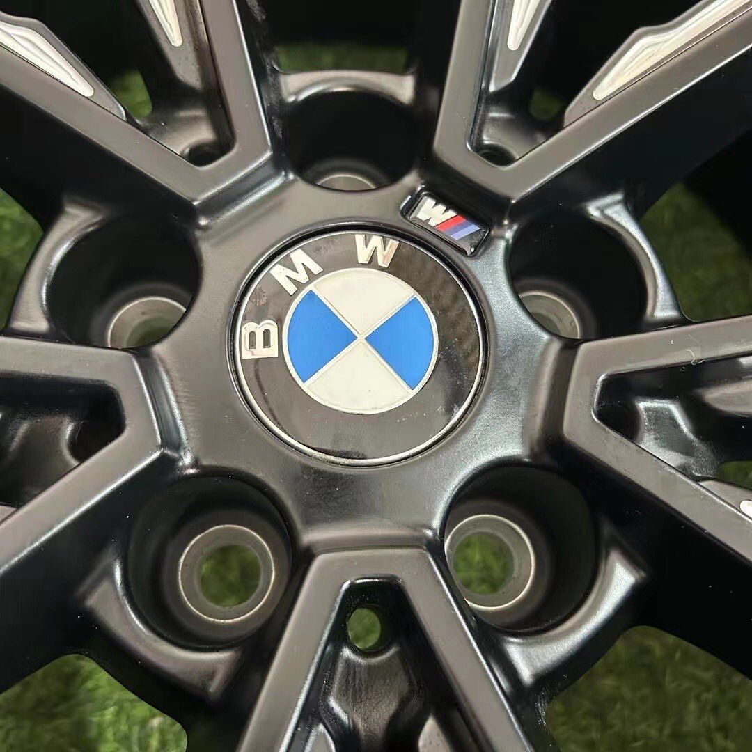 BMW M Multi-Spoke Black/Machined + Tires — view 2