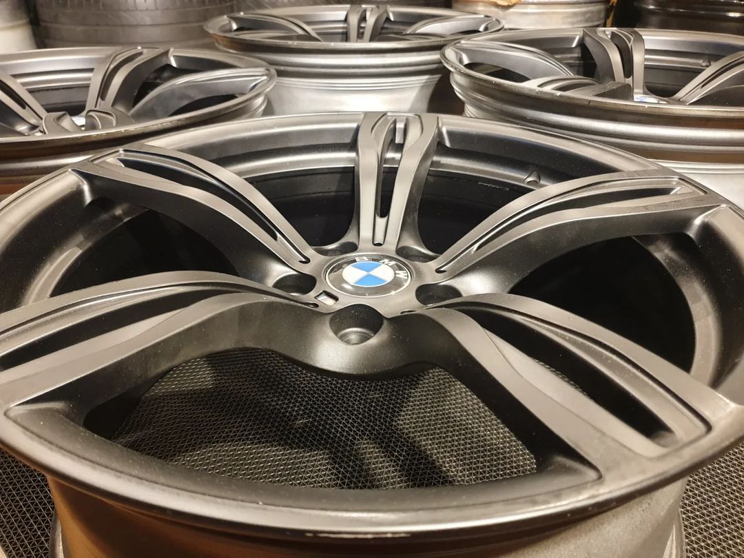 BMW M Sport Graphite Double-Spoke — view 2