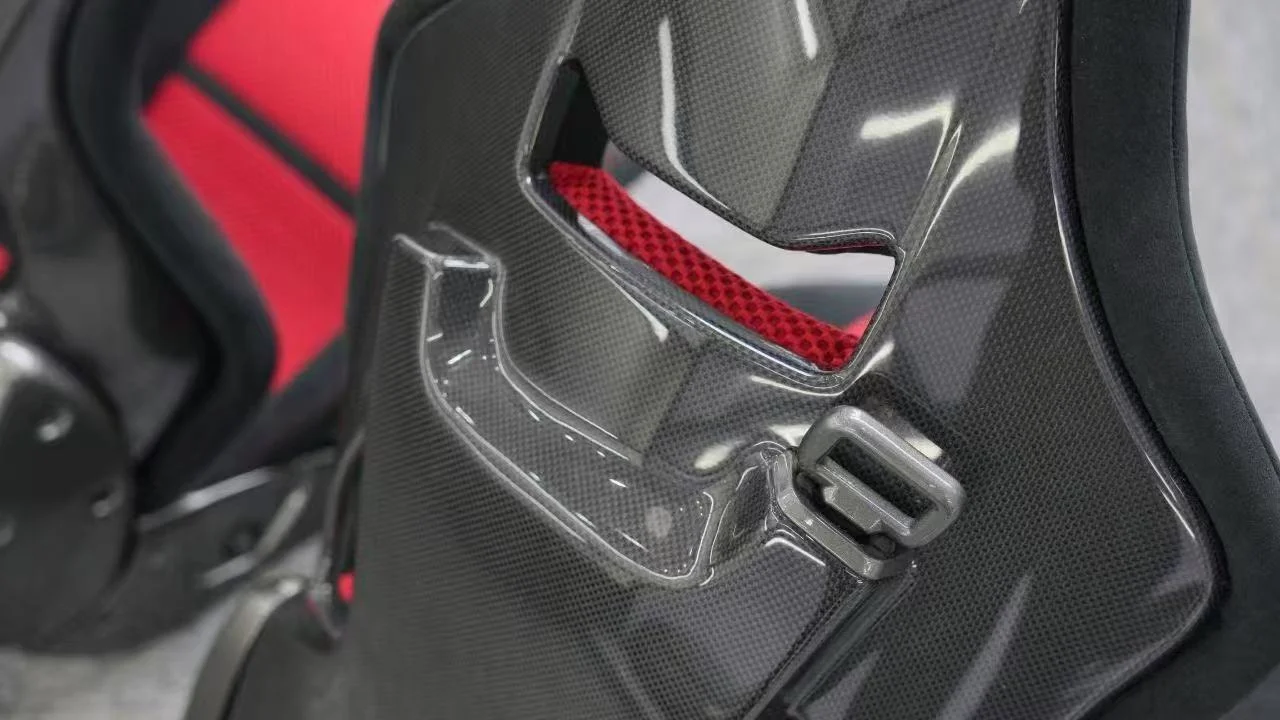 Aero Republic 1:1 Pista-Style Dry Prepreg Carbon Fiber Seat for Ferrari 488 — view 12