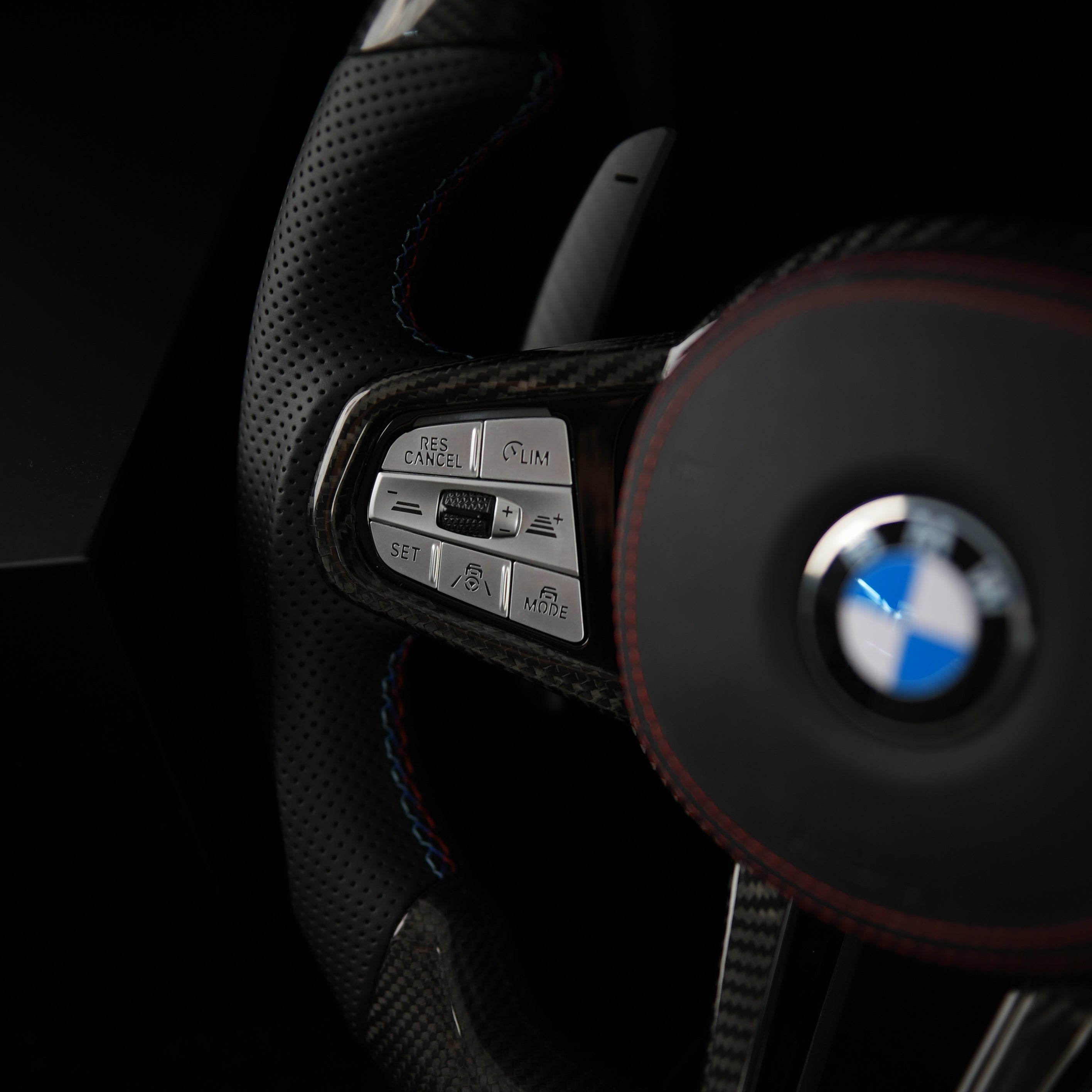 BMW G-Series Woven Carbon Steering Wheel — view 4